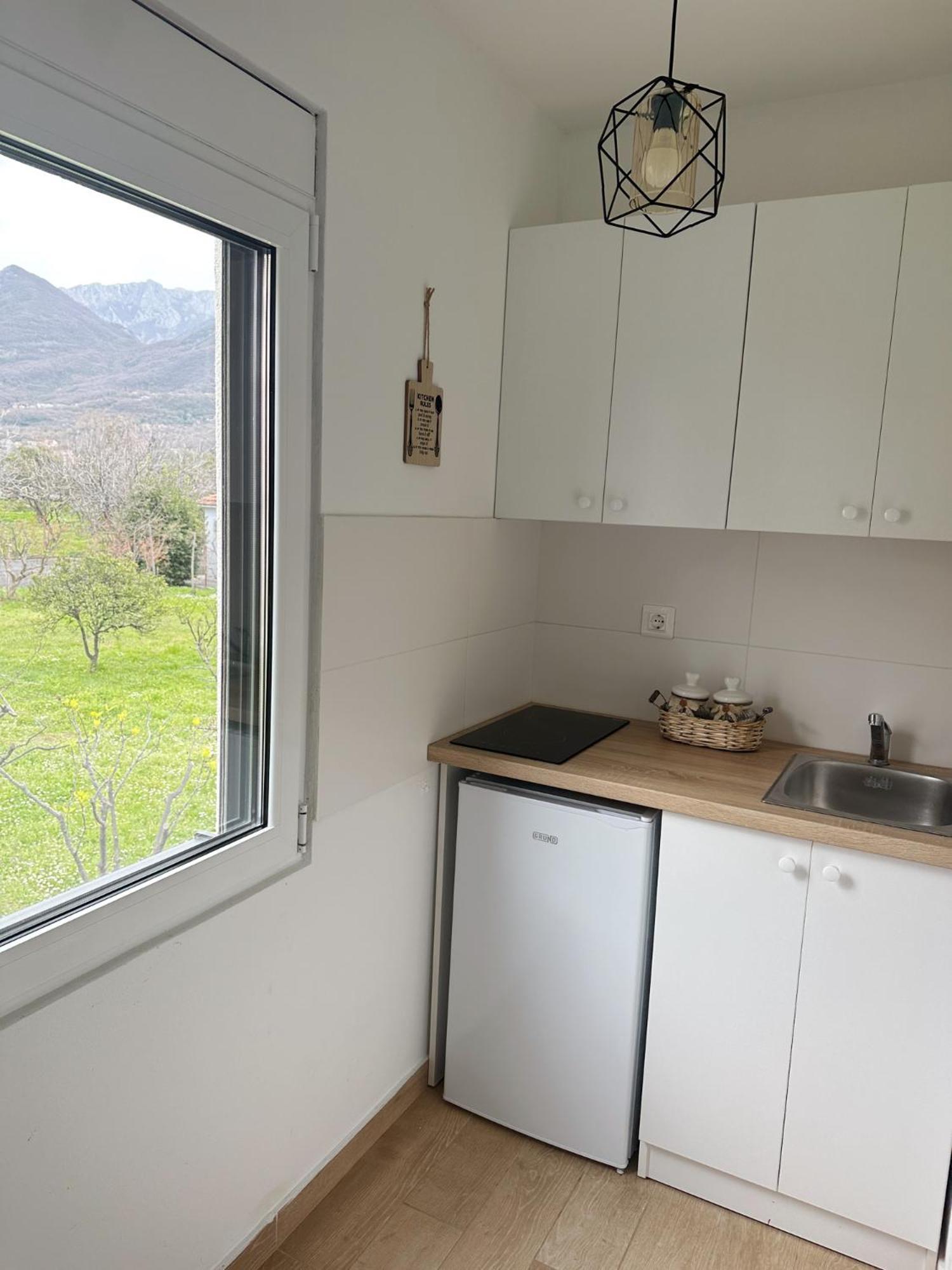 Danin Apartmani Bar Dış mekan fotoğraf