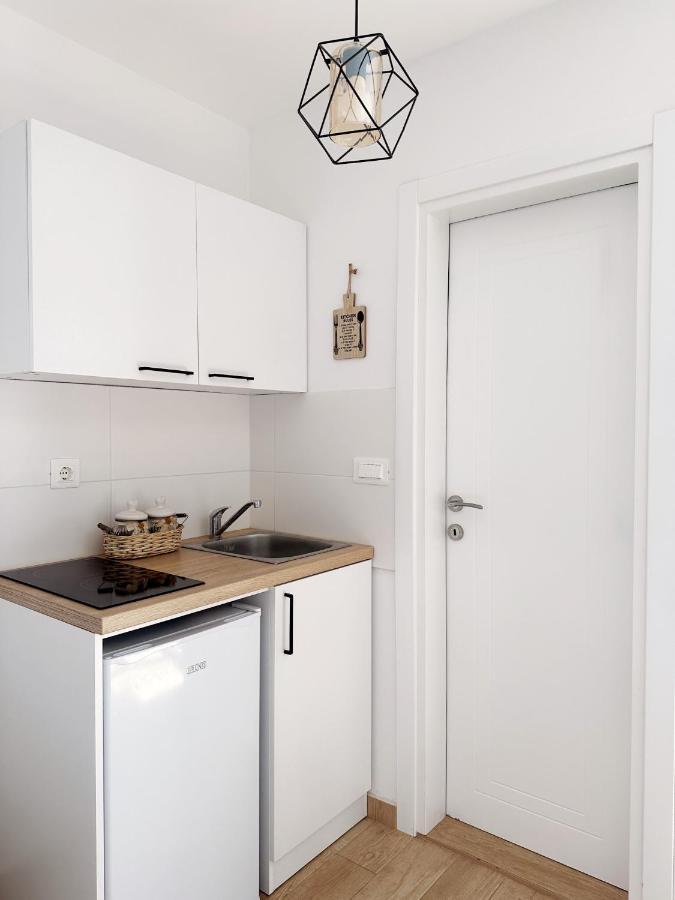 Danin Apartmani Bar Dış mekan fotoğraf