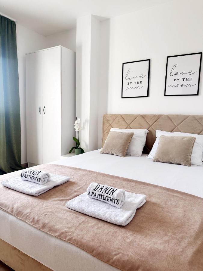 Danin Apartmani Bar Dış mekan fotoğraf