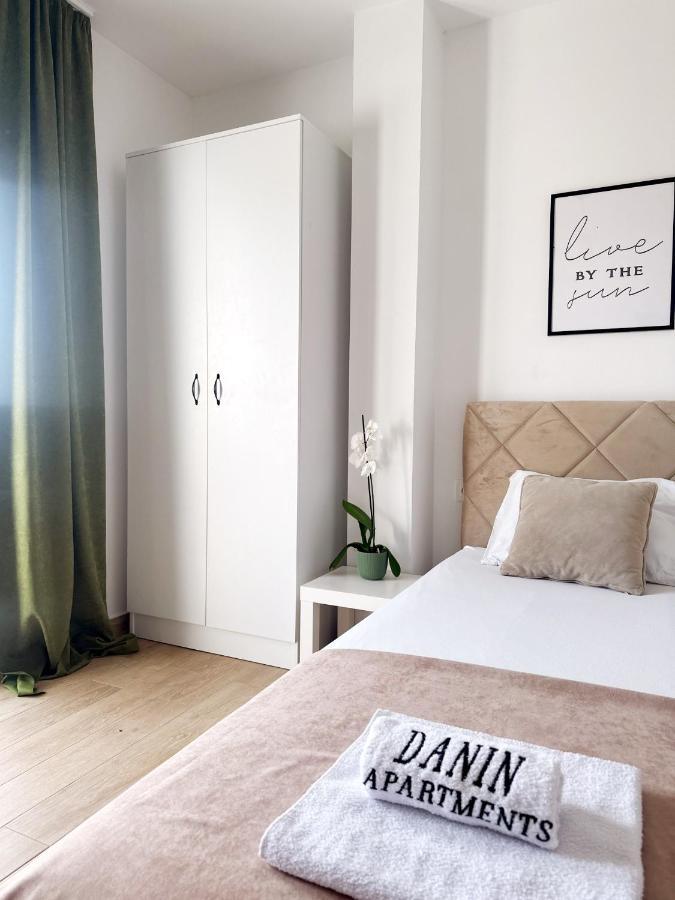 Danin Apartmani Bar Dış mekan fotoğraf